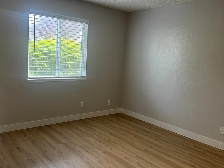 Peachwood Apartments — Photo 26