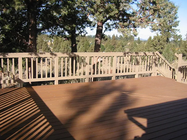Stirling Dr — Photo 19