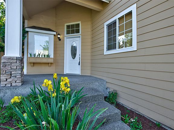 3rd image of 11021 Pansy Pl NW