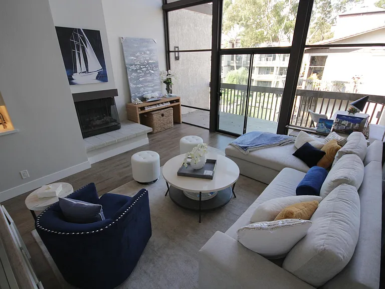 7329 Marina Pacifica Dr S — Photo 20