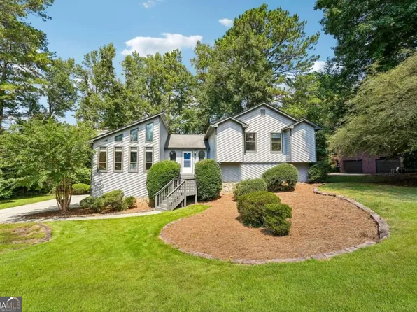 3731 Willow Mill Dr, Lawrenceville, GA 30044