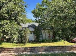 915 E Mulkey St, Fort Worth, TX 76104