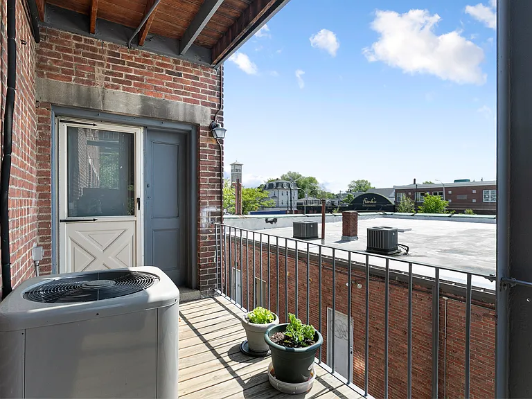 9 Woodbridge St #10 — Photo 8