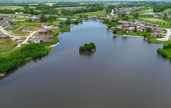 5th image of 4321 Aspen Dr