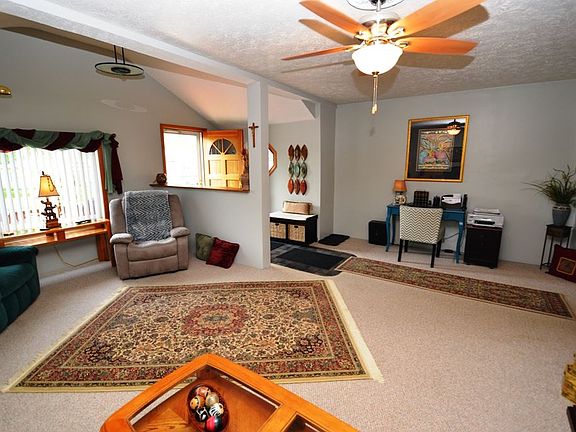 5th image of 309 Blinn Ave