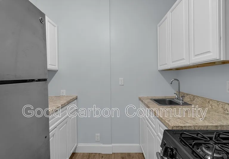 419 Porter Ave #5 — Photo 5