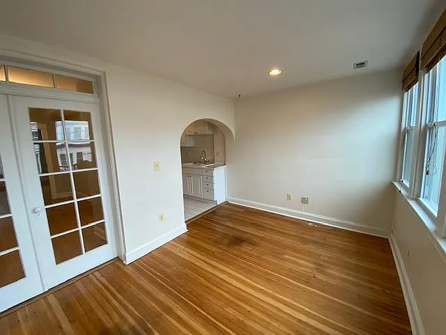 1524 D St NE — Photo 12