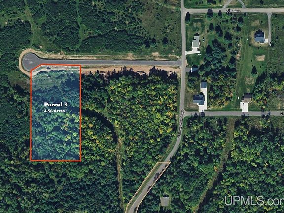 2nd image of 3 Eagle Dr