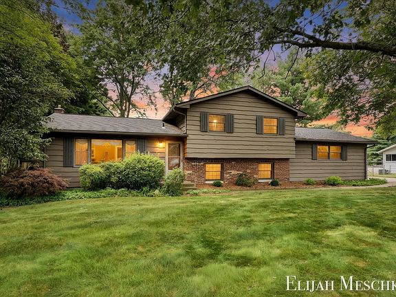 2nd image of 6510 Twilight Ave