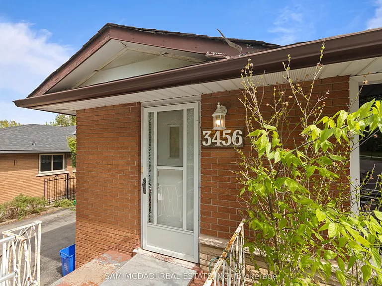 3456 Rexway Dr #UPPER — Photo 3