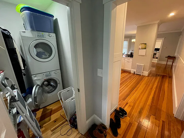 92 Surrey St #92 — Photo 5