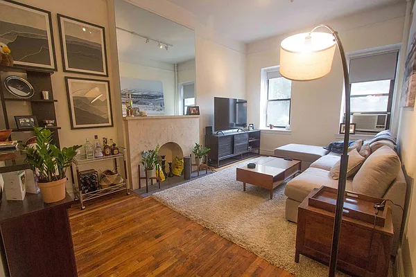 Rented by Maz Group NY | media 15