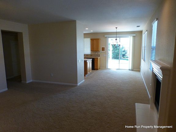 3rd image of 7722 Briarberry Way
