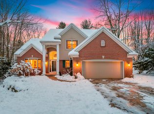 6086 Taggers Trl, Richland, MI 49083