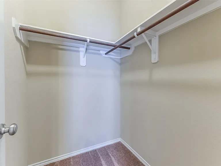 248 Clementine Ct — Photo 38