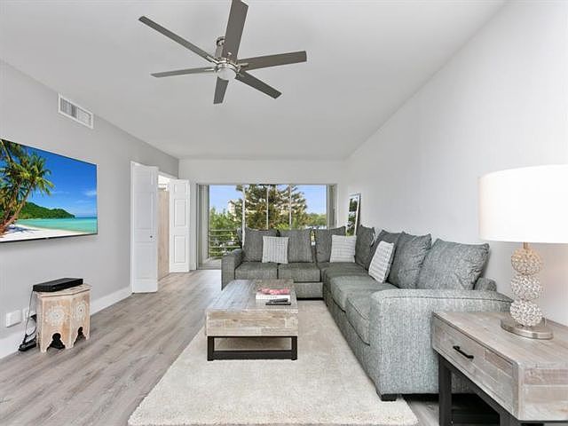 1st image of 2801 N Palm Aire Dr #40H