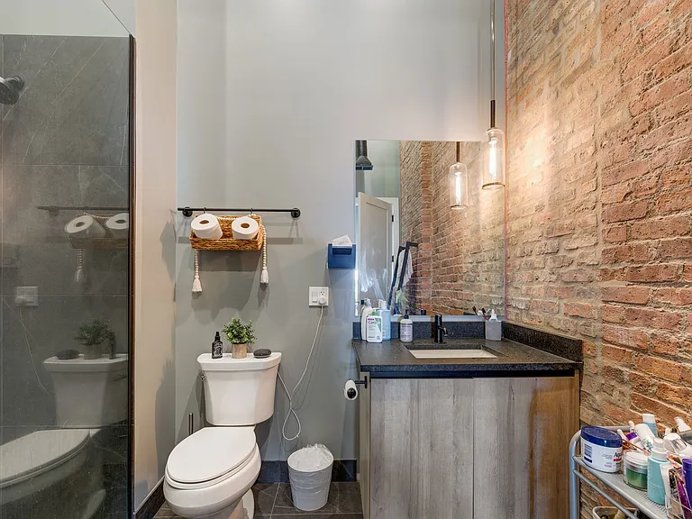 729 N Sangamon St #203 — Photo 12