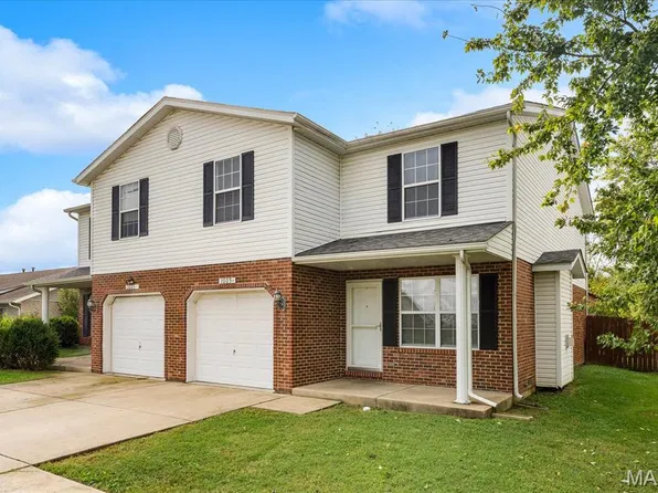 1005 Cool Valley Dr #B, Belleville, IL 62220