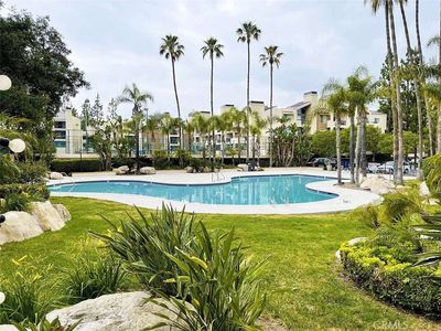 5500 Owensmouth Ave APT 218, Woodland Hills, CA, 91367