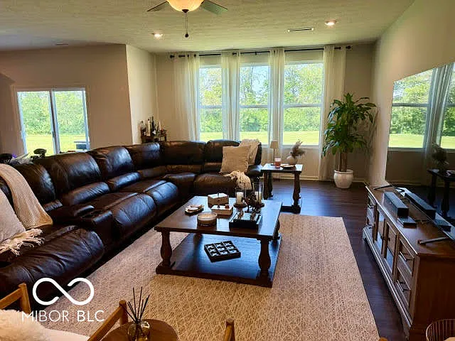 8610 Leander Ave — Photo 3