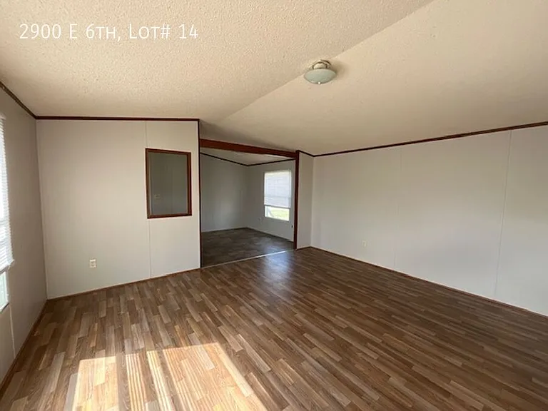 2900 E 6th Ave #14 — Photo 3