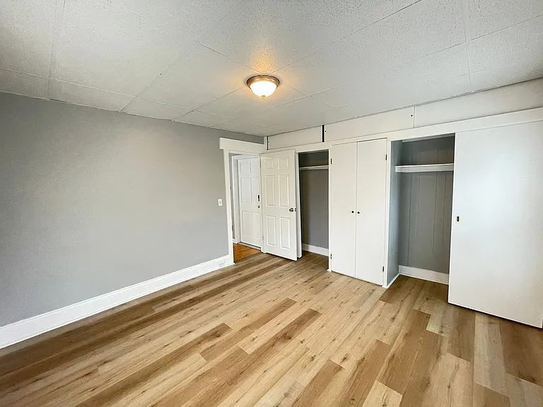 266 Douglas St #1 — Photo 21