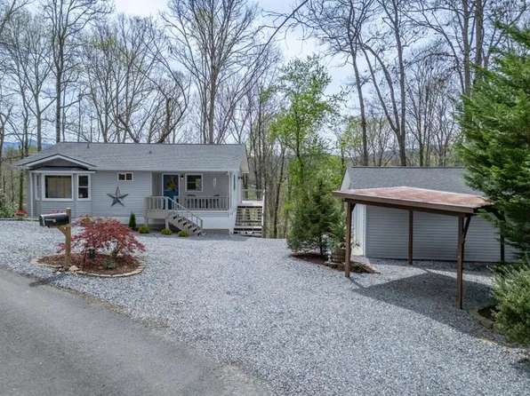 1682 Settlement Rd, Young Harris, GA 30582