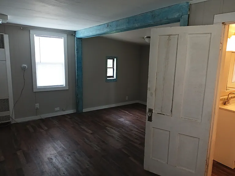 92 Maude Ave #2 — Photo 14