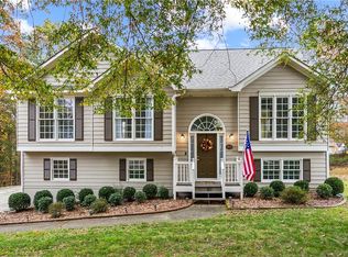 105 Maplewood Cv, Acworth, GA 30101