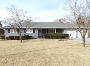 181 Beaver Dam Rd, Islip, NY 11751