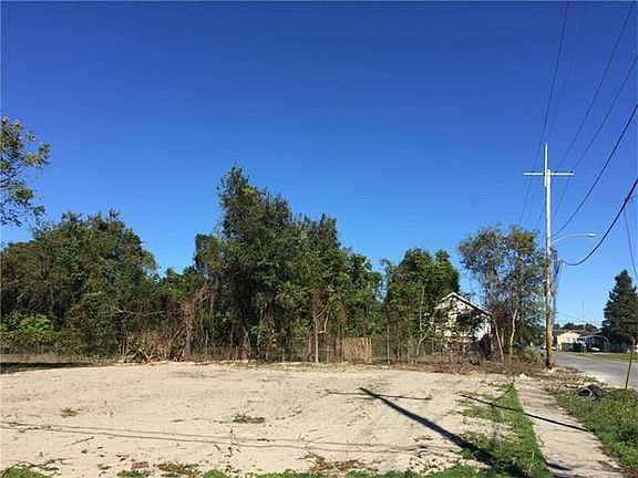 2nd image of 9201 Fig St