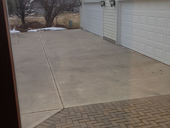 5th image of 1889 N Lakeman Dr