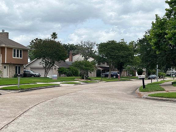 4th image of 15422 Linkshire Dr