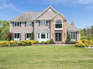 8 Spring Hunter Ct, Andover, NJ 07821