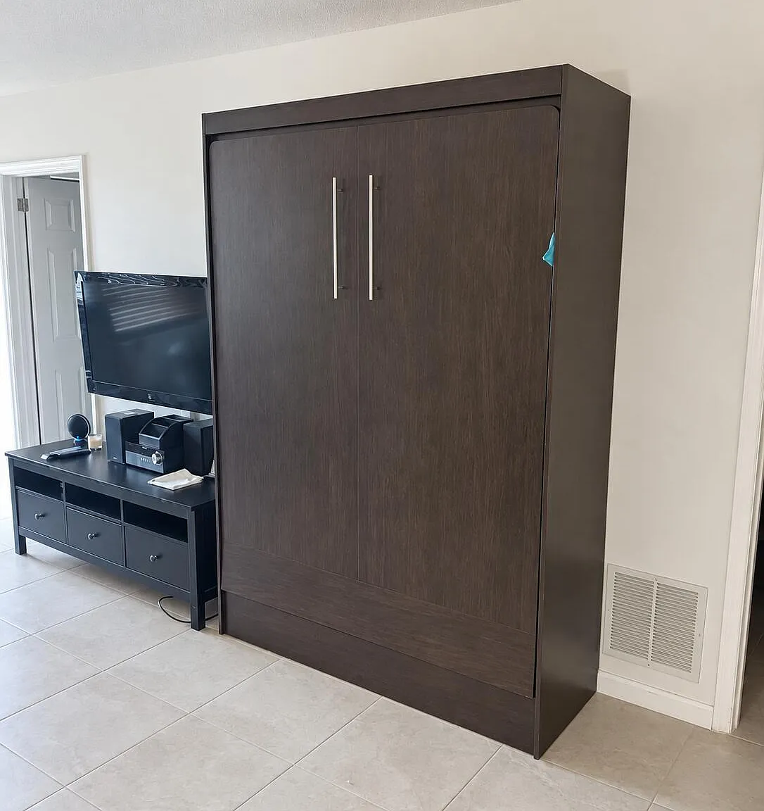 2 bed, 1.0 bath, 825 sqft, $4,000 — Photo 4