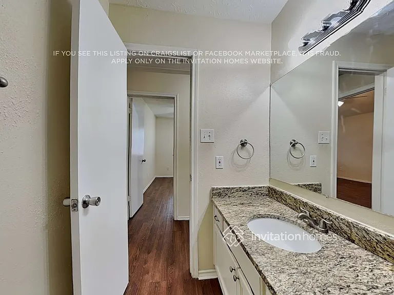 3902 Mattingham Dr — Photo 15