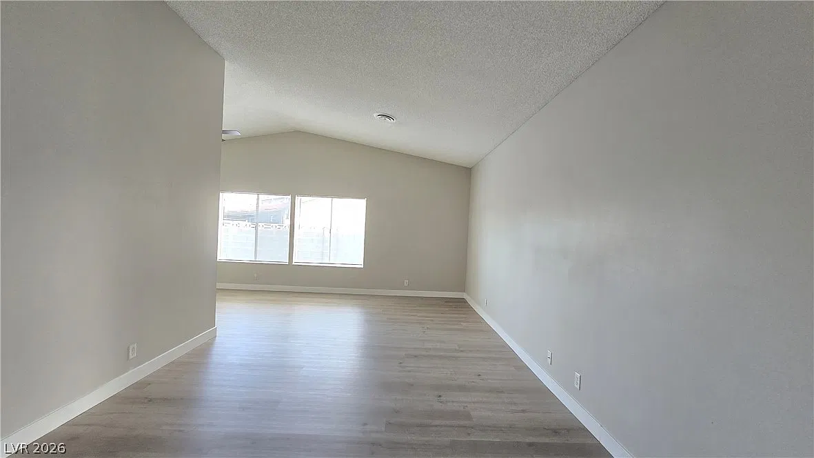 4 bed, 2.0 bath, 1775 sqft, $1,950 — Photo 4