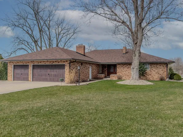1116 Erin Ct, Middlebury, IN 46540