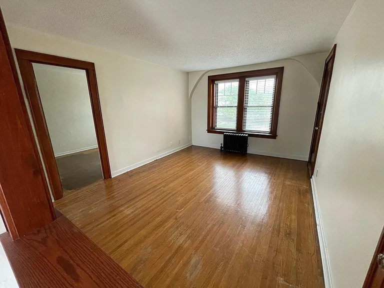 1064 Kenmore Ave #12 — Photo 24