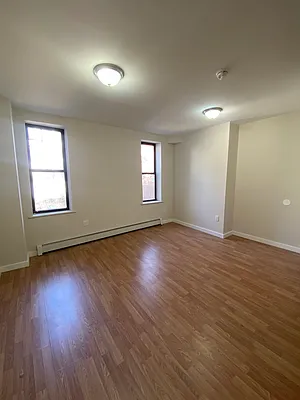 Rented by Compass | media 9