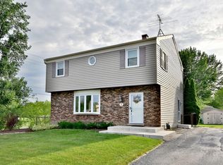 328 N Clarendon Ave, Lombard, IL 60148