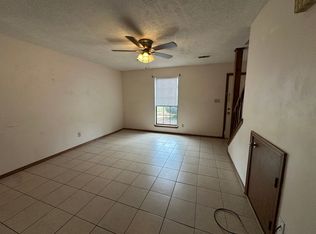 N Inglewood, Russellville, AR 72801