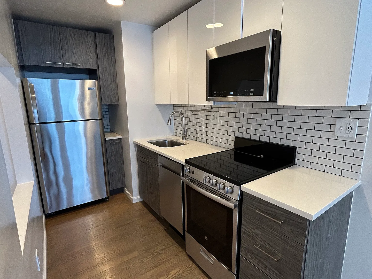 2 bed, $3,800 — Photo 4