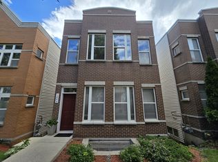 1844 N Lockwood Ave #B, Chicago, IL 60639
