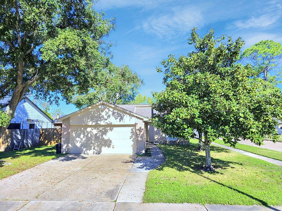 1st image of 19202 Cypress River Dr