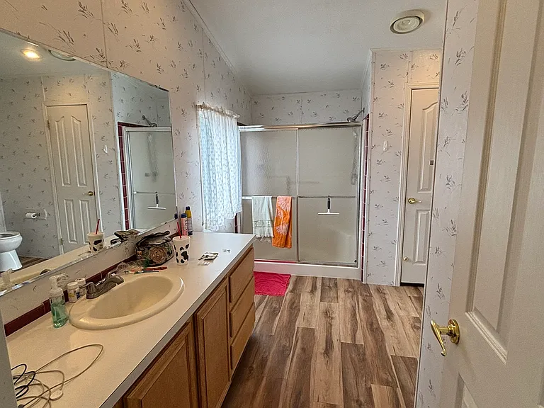 610 E Park Dr — Photo 14