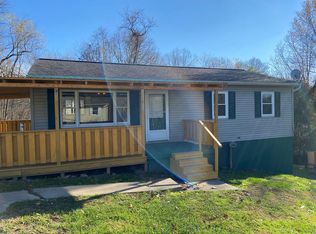 126 Rustic Dr, Glen Easton, WV 26039