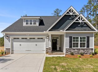 324 Pine Laurel Dr, Carthage, NC 28327