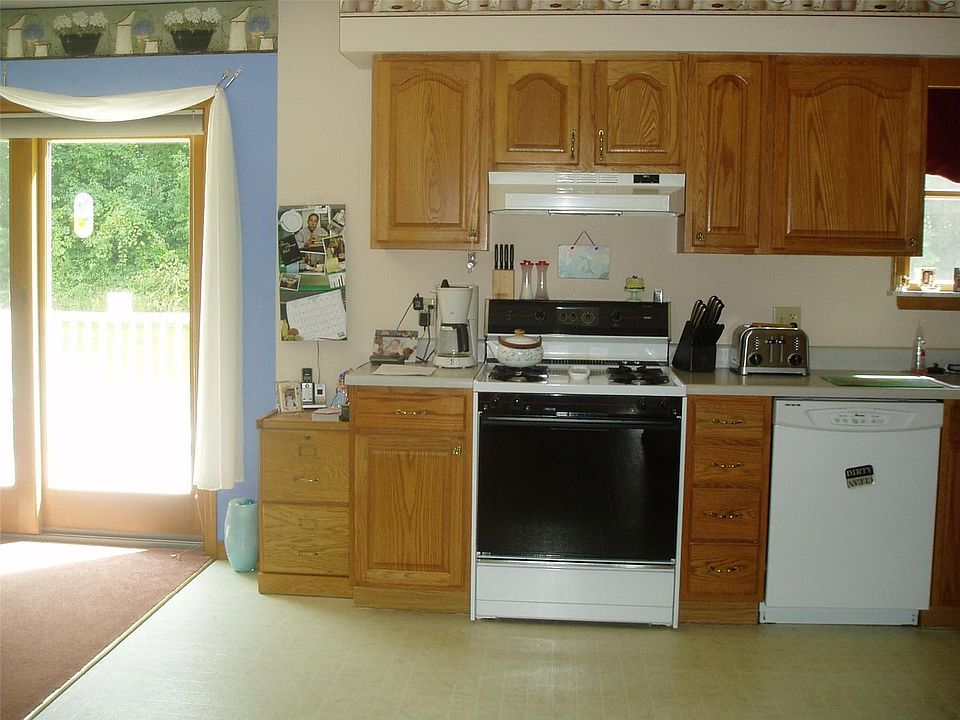 2nd image of 8834 Weed St