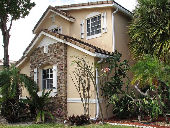 2nd image of 4079 Plumbago Pl